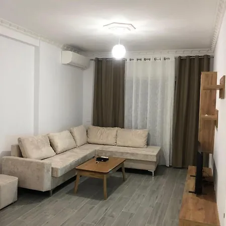 Relux Rezidenc , Shkoze *